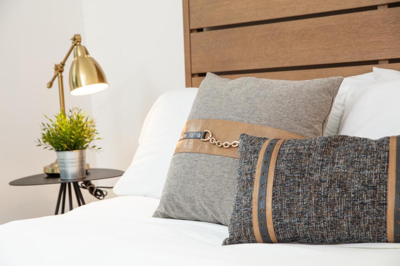 Whyhotel Tysons Corner Greensboro Dr Bagian luar foto